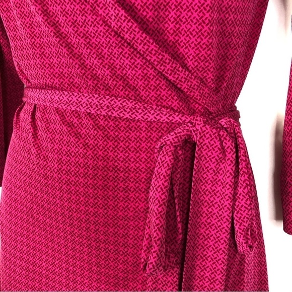 Forever 21 Hot Pink Notch Printed Long Sleeve Wrap Dress S - Picture 4 of 4